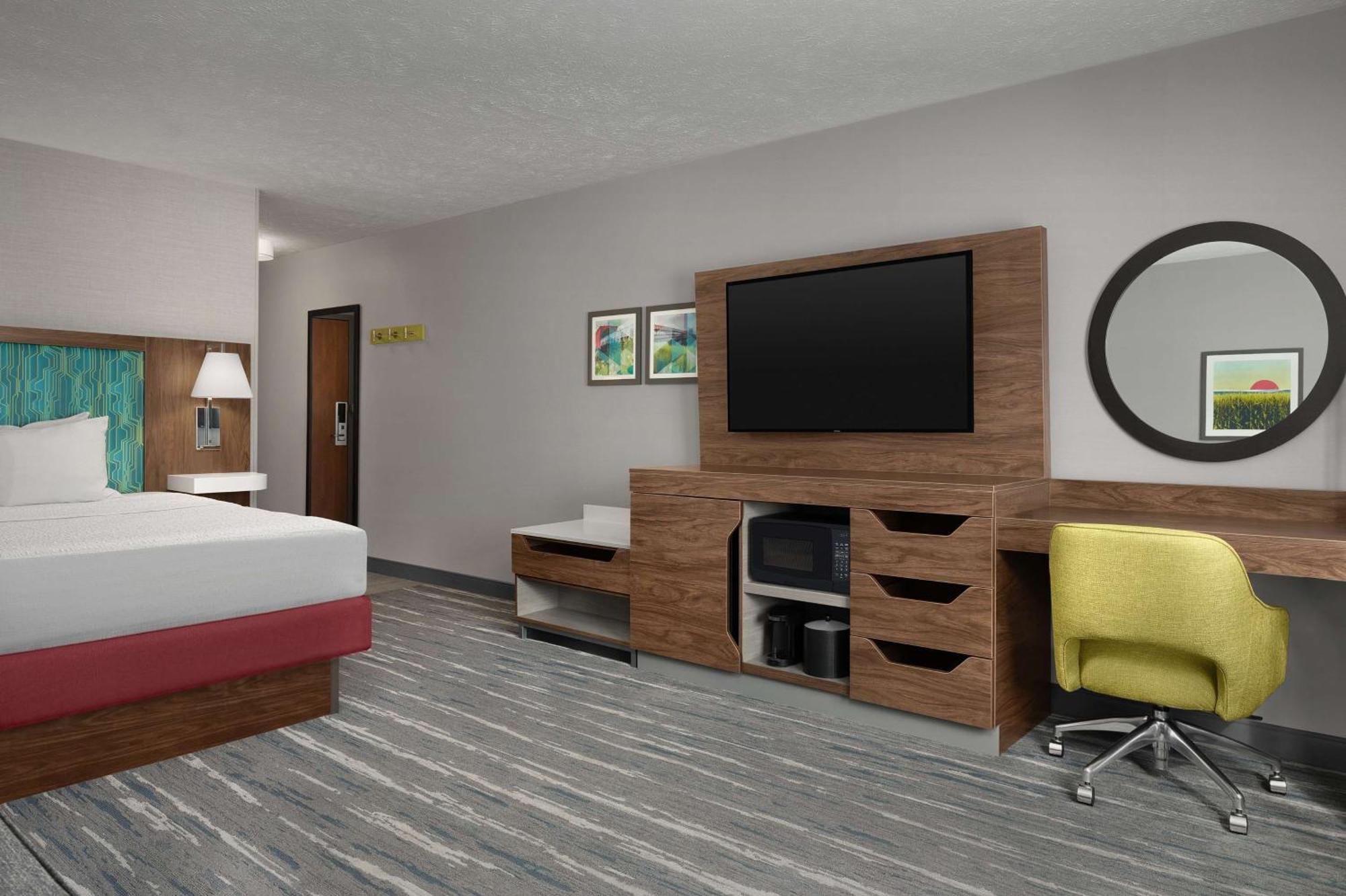 Hampton Inn Waterloo Bagian luar foto